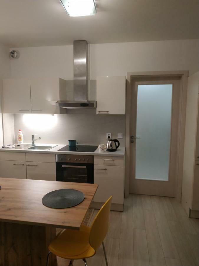 Kosice Smart Apartman Bagian luar foto