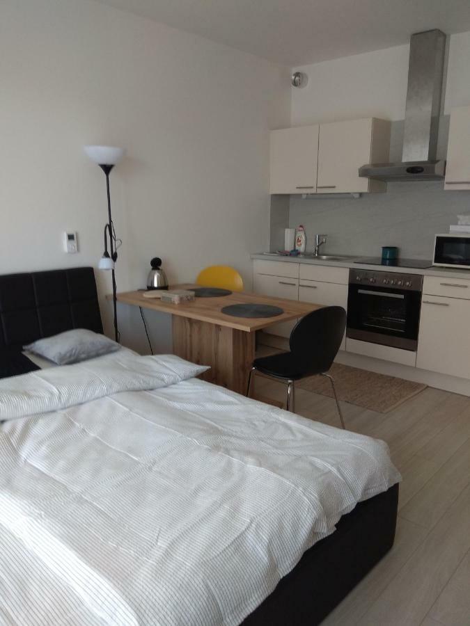 Kosice Smart Apartman Bagian luar foto